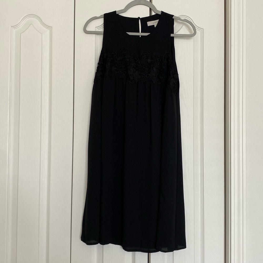 LOFT Black Midi Dress with Elegant Silhouette